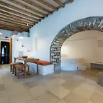 Landsted Psarona Hospitality *