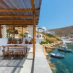 Landsted Psarona Hospitality Cherronisos (Sifnos)